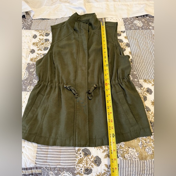 Maurices Olive Green Sleeveless Vest - Picture 9 of 10